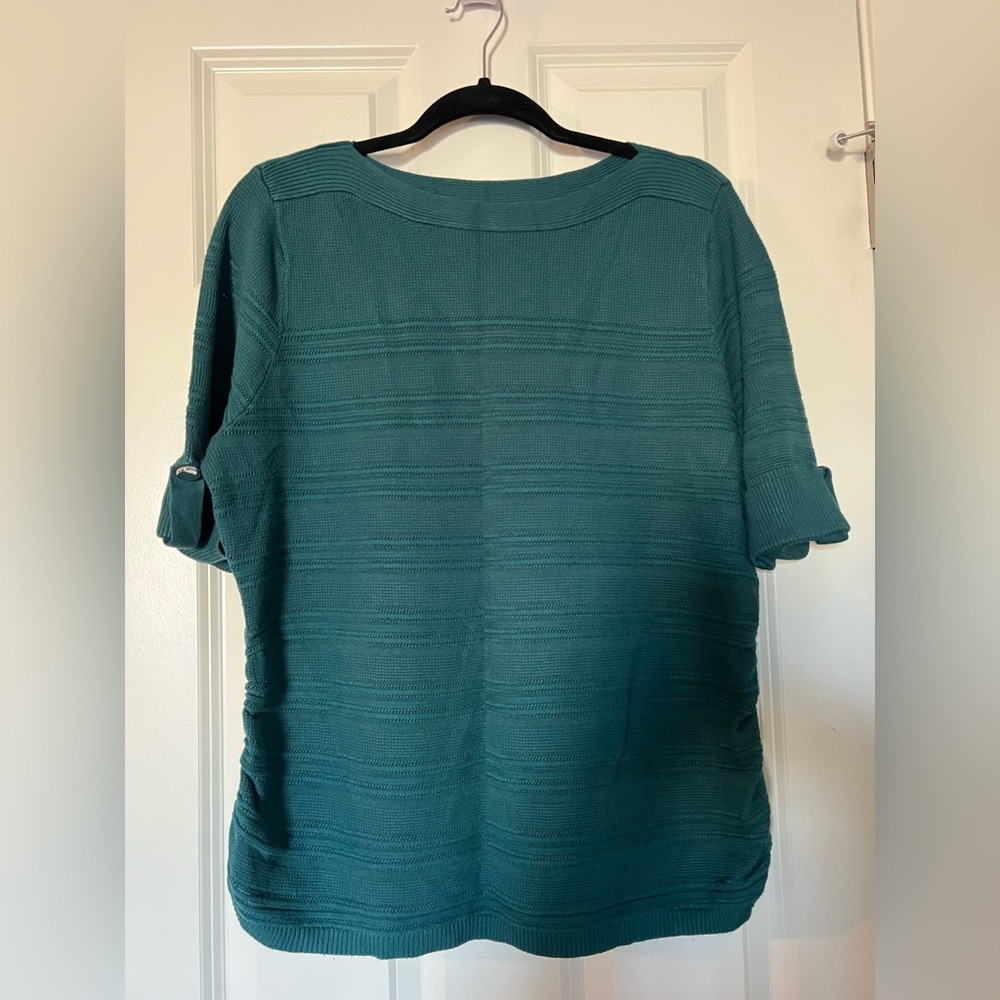 Pre-loved Apt 9 boatneck side ruched sweater. Size XXL.